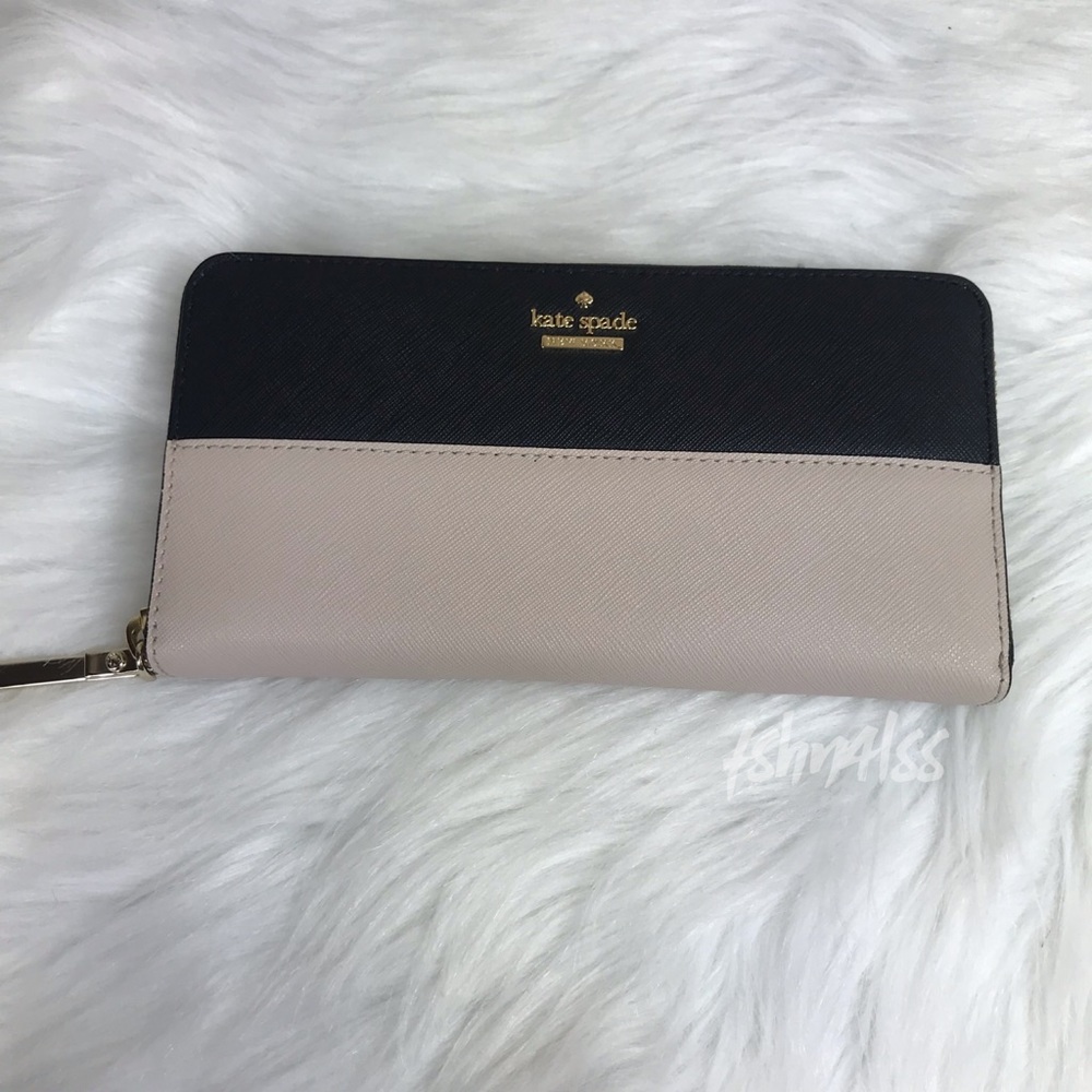 ⛔️SOLD⛔️KATE SPADE CAMERON STREET LACEY WALLET - Picture 4 of 7